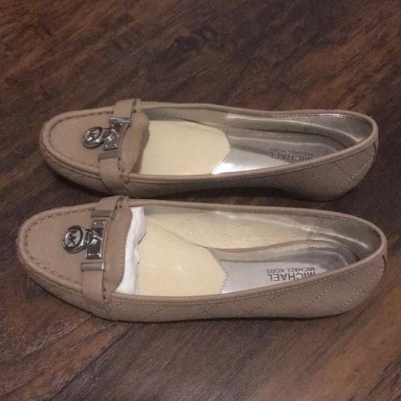 COPY - New Michael Michael Kors Loafers Sz 7 - Picture 2 of 3